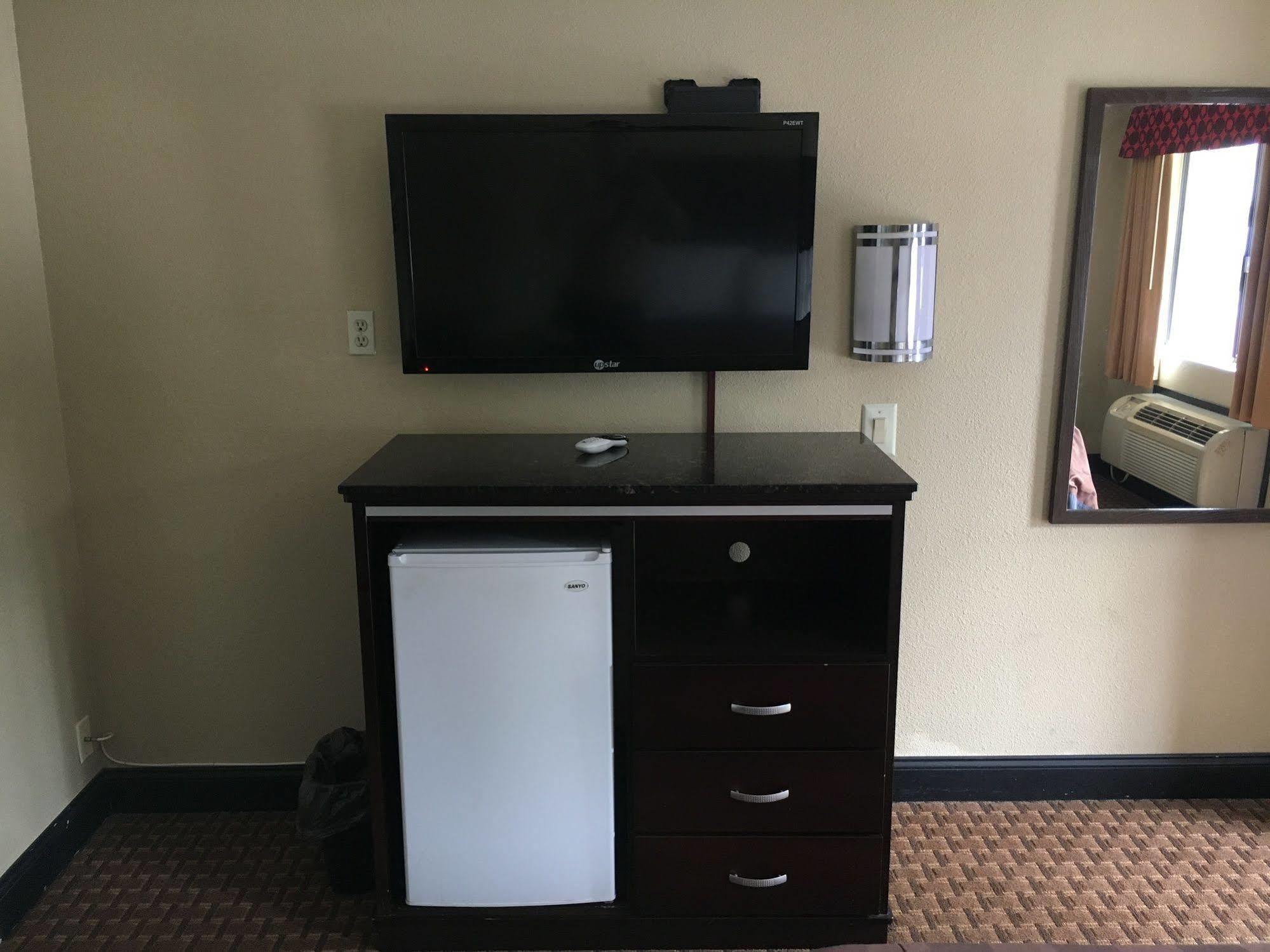 Del Amo Inn Torrance Eksteriør bilde