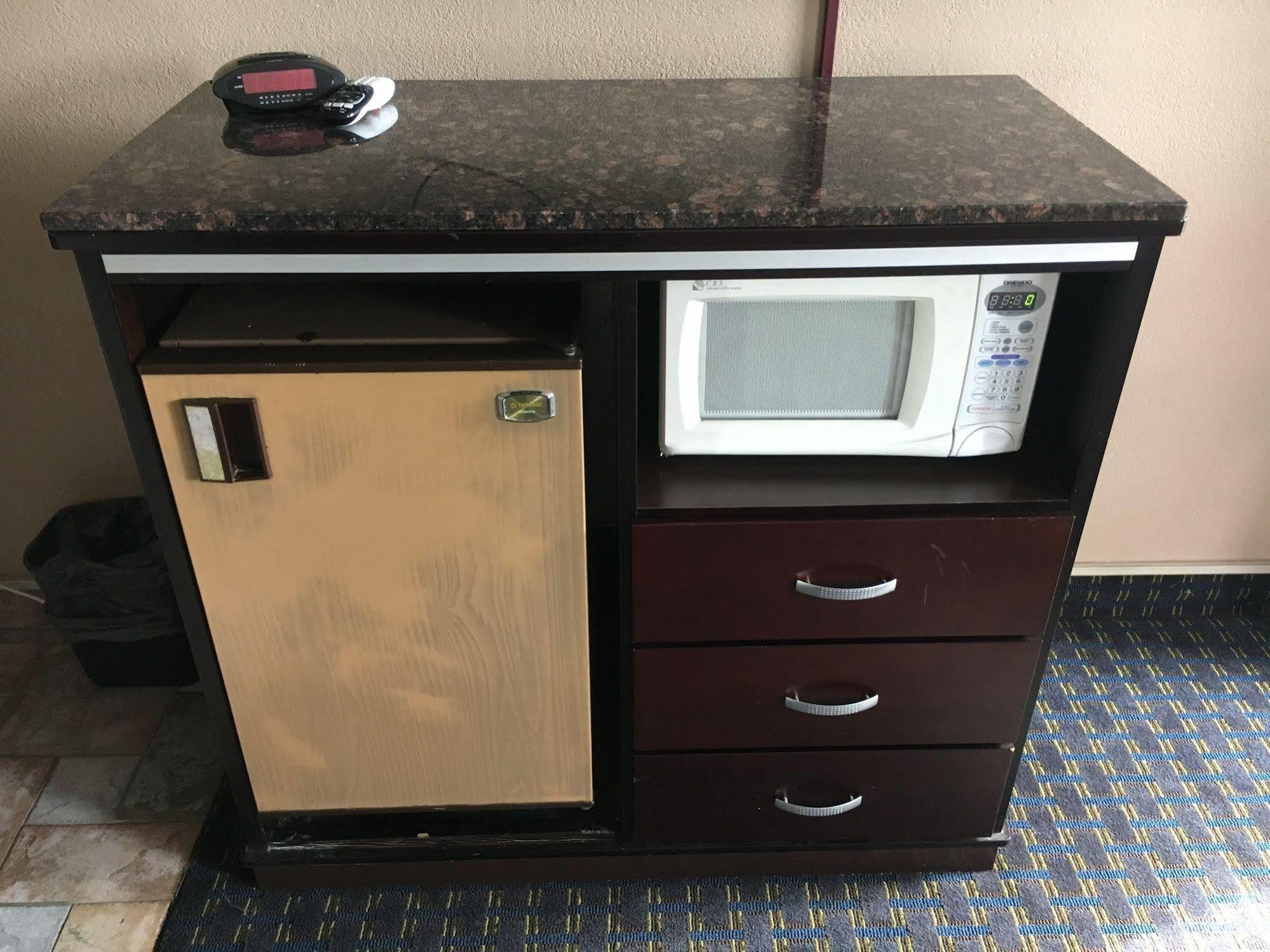 Del Amo Inn Torrance Eksteriør bilde